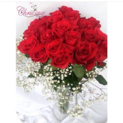 bouquet of red roses