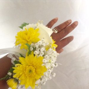 fresh flower wristlet