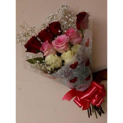 red-white-pink-bouquet