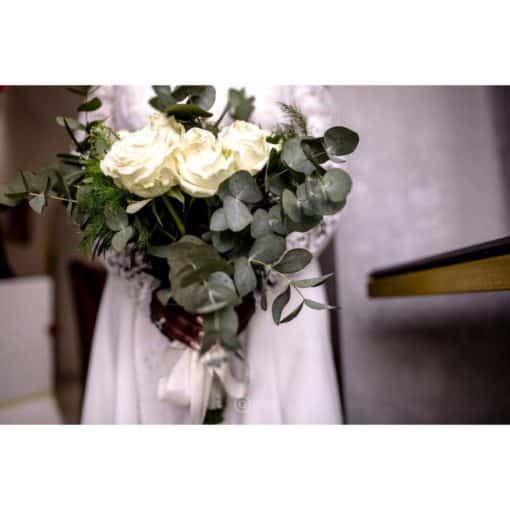 white green rose bouquet